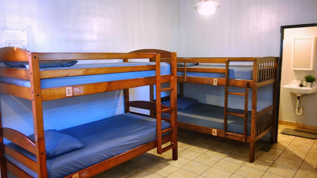 Casa Santurce Hostel ซานฮวน ภายนอก รูปภาพ